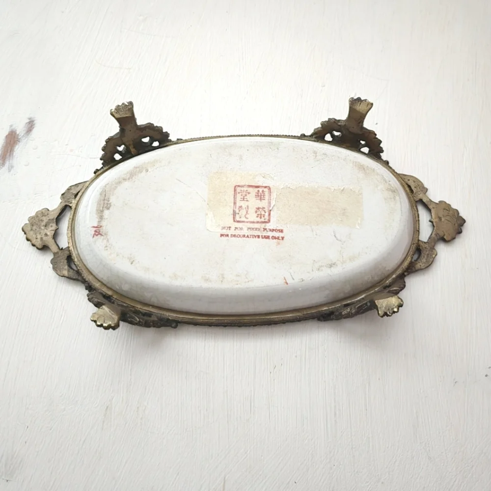 Elegant Floral Bath Tray